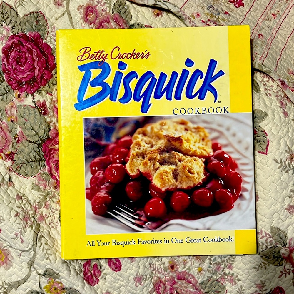 Betty Crocker‘s Bisquick cookbook